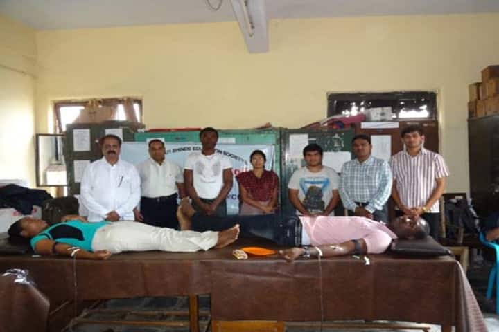 D D Shinde Sarkar College-Blood Donation Camp
