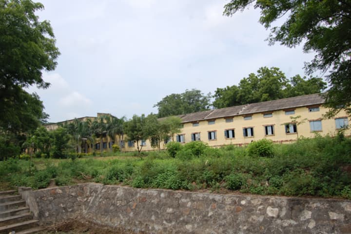 N E S Science College-Campus View
