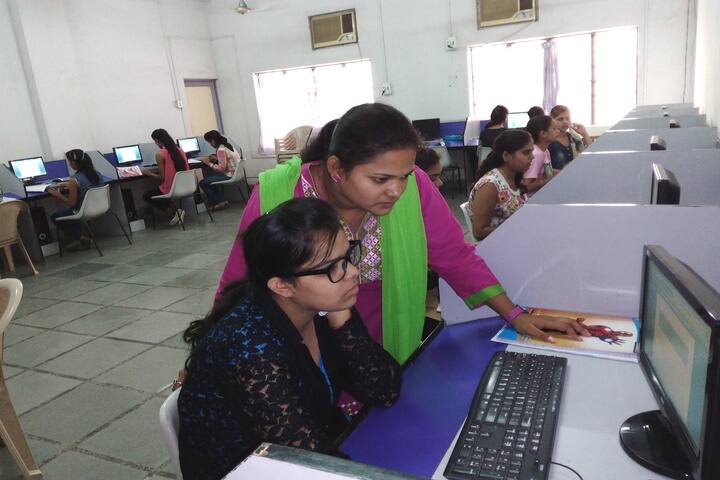 Kaushalya Devi Maheshwari Mahila Junior College-IT Lab