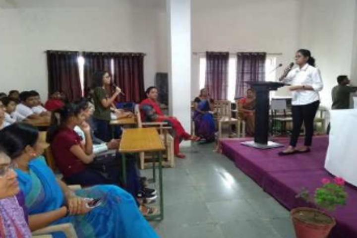 Kaushalya Devi Maheshwari Mahila Junior College-Seminar