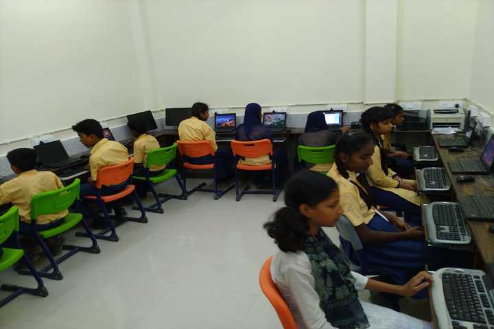 Shailja Karjee Sanskriti Vidyapeeth-Computer World