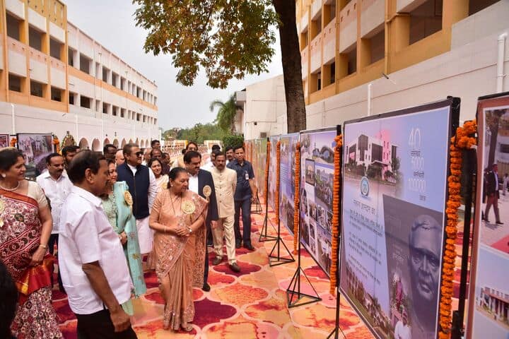 Natwarlal Maniklal Dalal Junior College-Demo of Work of Gondia Education Society
