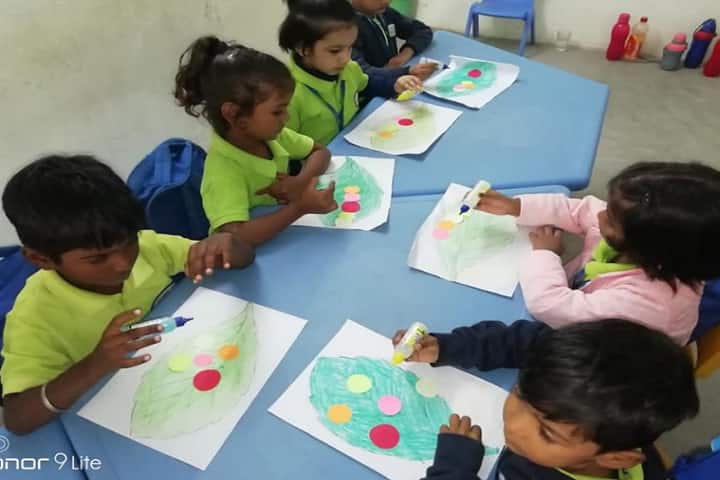 Narayan world school-Art And craft1