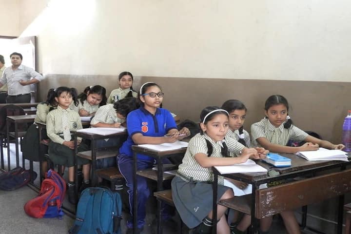 Swami Vivekananda Higher Secondary School-Class Room