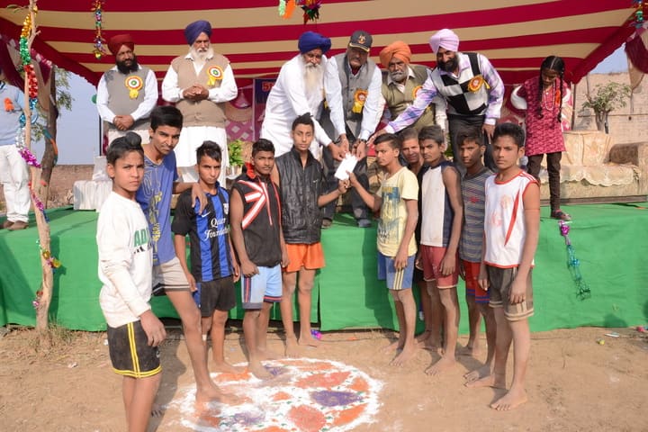 Baba Gobind Senior Secondary School-Prize Distribution