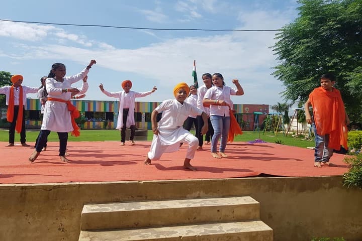 Guru Tegh Bahadur Public School- Dance Activity