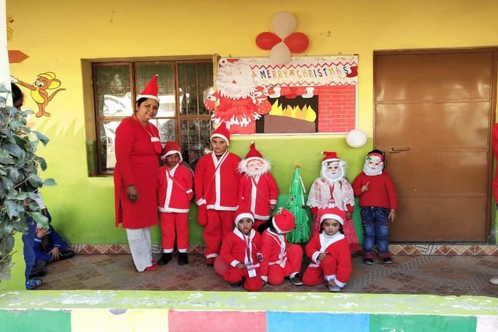 Guru Tegh Bahadur Public School- Christmas Carnival