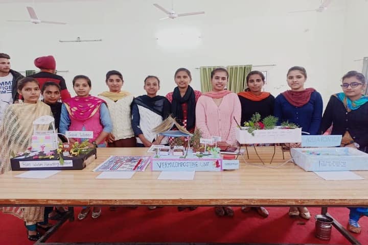 Akal Degree College- College exhibition
