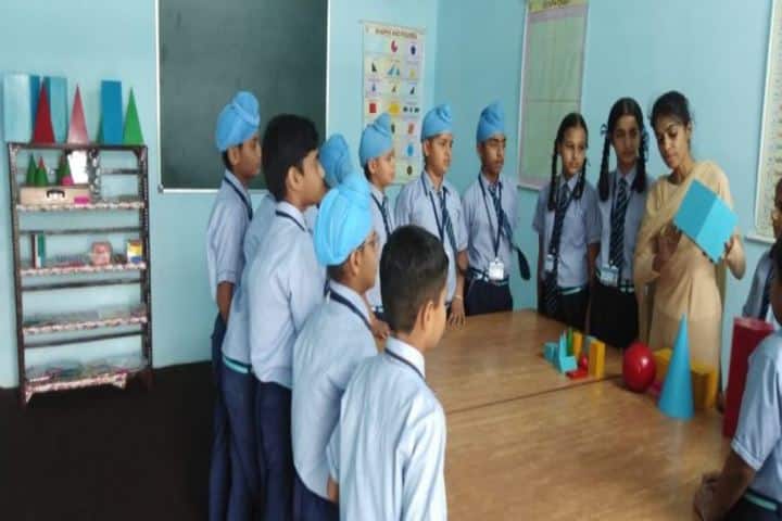 Dashmesh Heritage Public school-Maths Lab