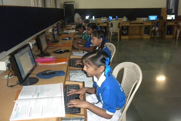 St Xaviers School-Computer Lab