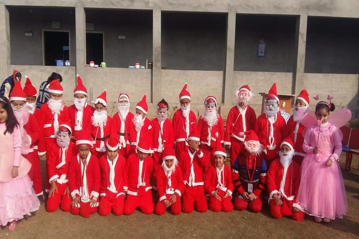 Kidzway Montessory School-Christmas Carnival
