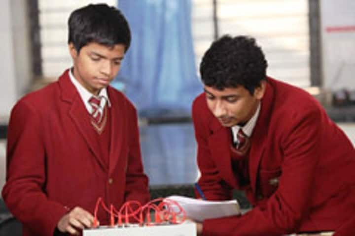A S N Senior Secondary School-Physics Lab