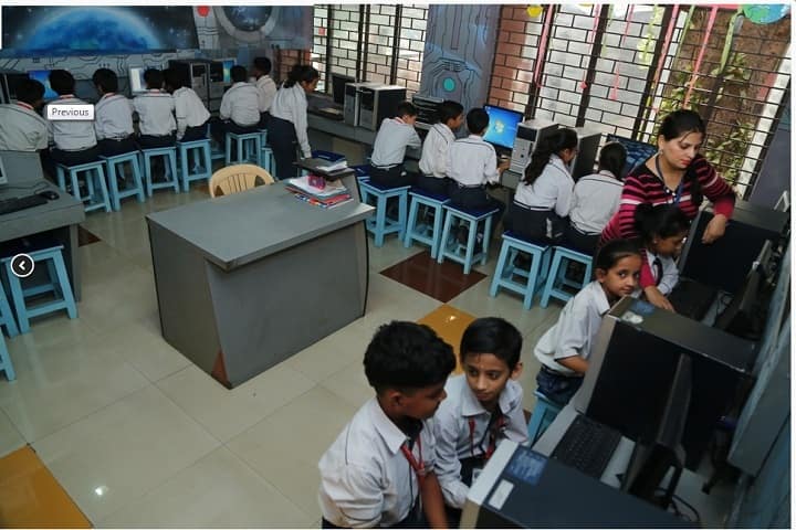 Abhinav Public School-Computer Lab