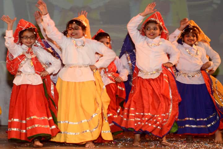 Abhinav Public School-Dance