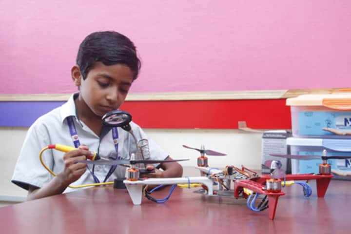 Abhinav Public School-Robotics Lab