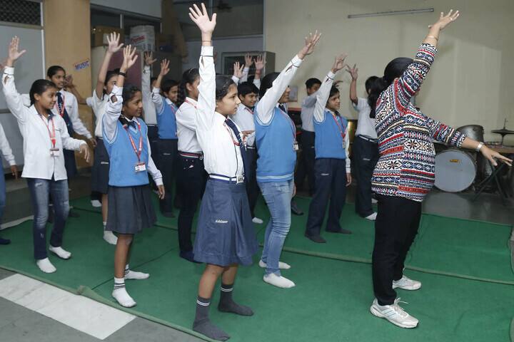 Abhinav Public School-Dance Class