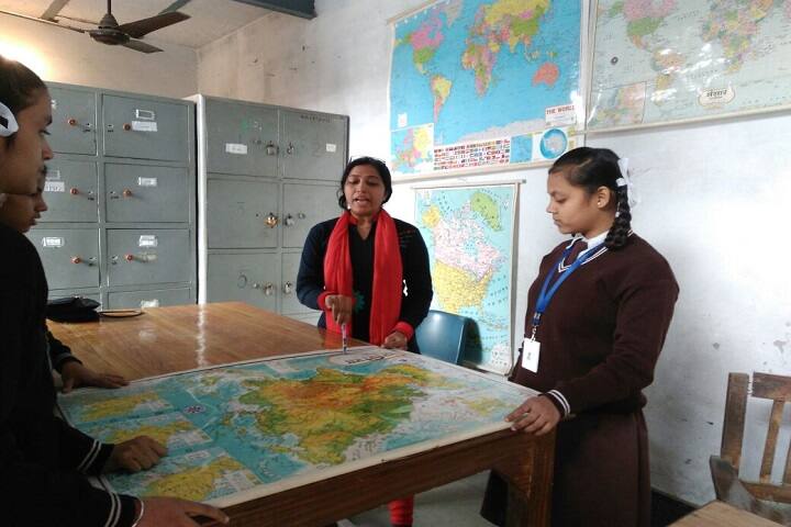 Adarsh Gyan Sarover Balika Vidyalaya-Social lab Image 1