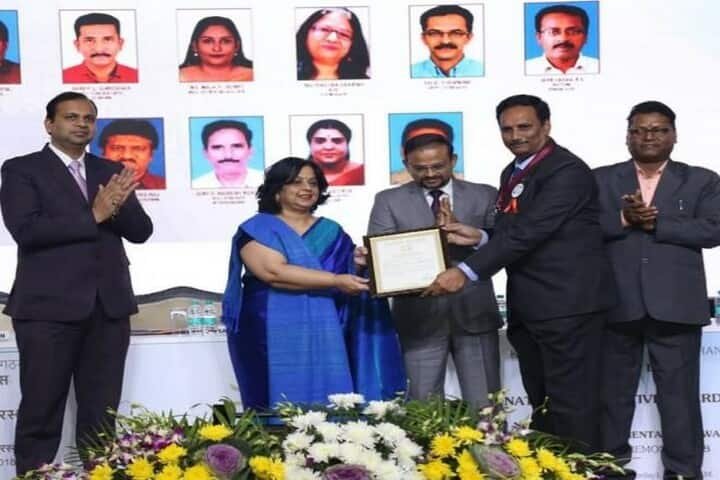 Kendriya Vidyalaya-Award Receiving