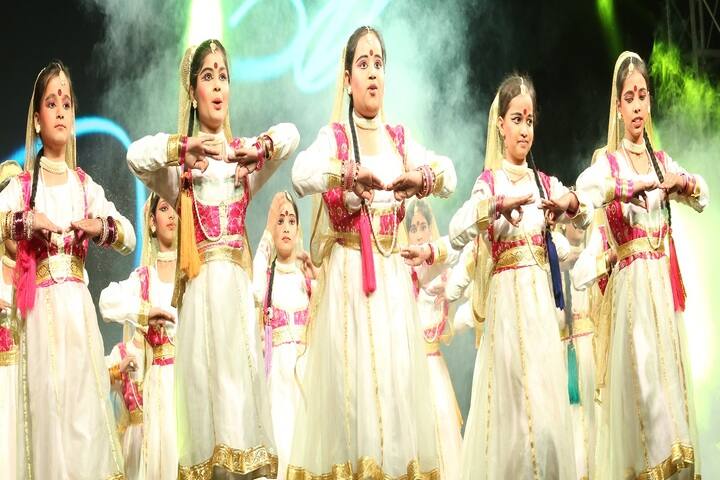 Akash Model School-Kids Dance