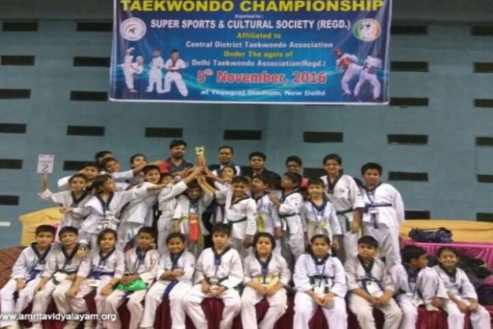 Amrita Vidyalayam-Karate Team
