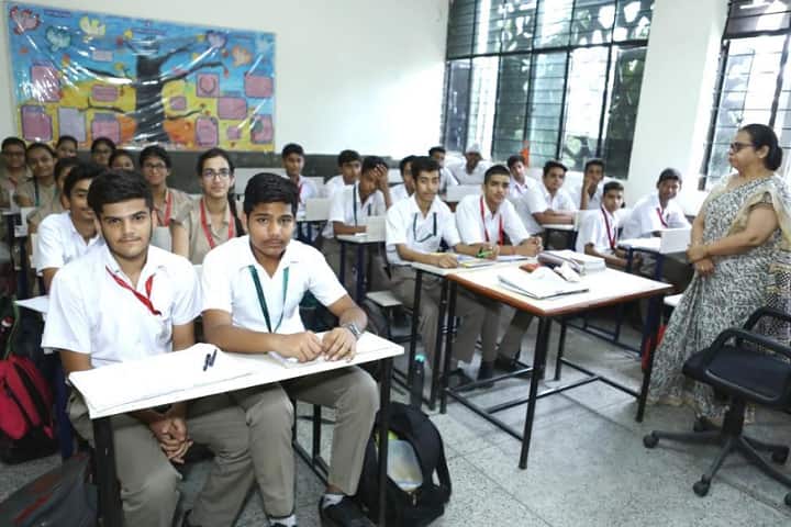 Arwachin Bharti Bhavan Senior Secondary School- Class Rooms
