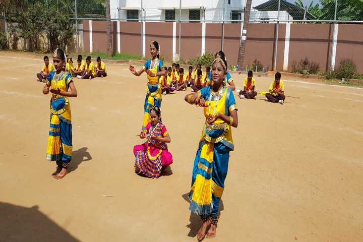 Sidhar Gnanapeedam Senior Secondary School-Cultural Fest