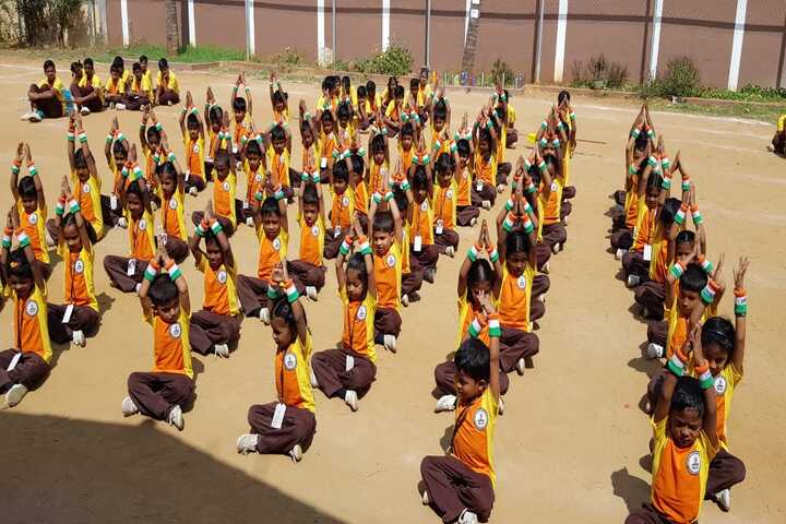 Sidhar Gnanapeedam Senior Secondary School-Independence Day