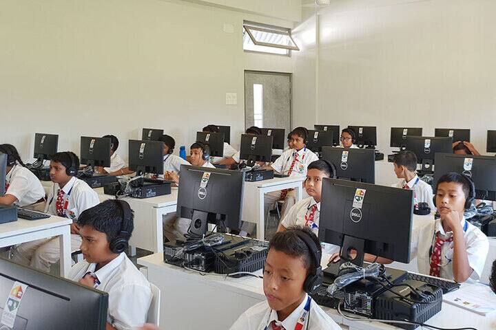 Shiksha Valley School-Language Lab
