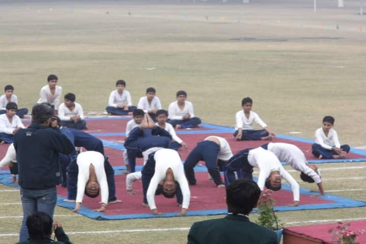 Bhavans Sawan Public School-International yoga day