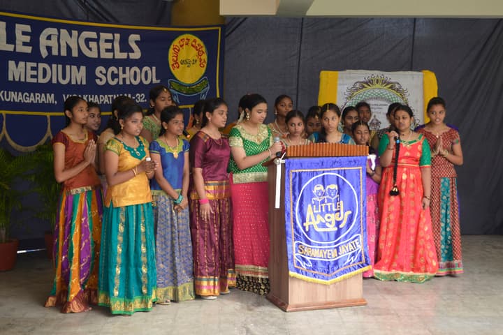 Little Angels School-Singing