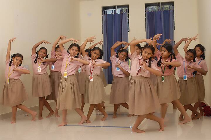 Little Woods School-Dance