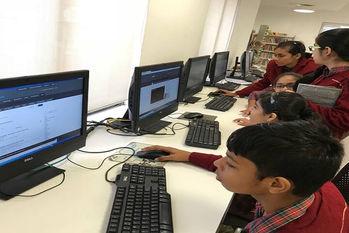D A V Public School-Computer Lab