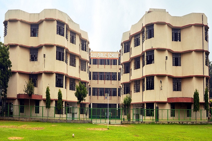 D A V Public School-Campus