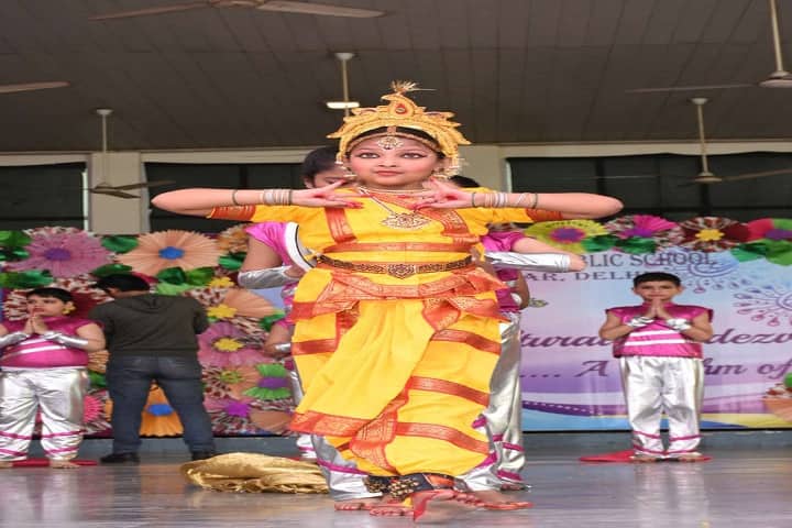 Shaheed Rajpal D A V Public School-Annual Day