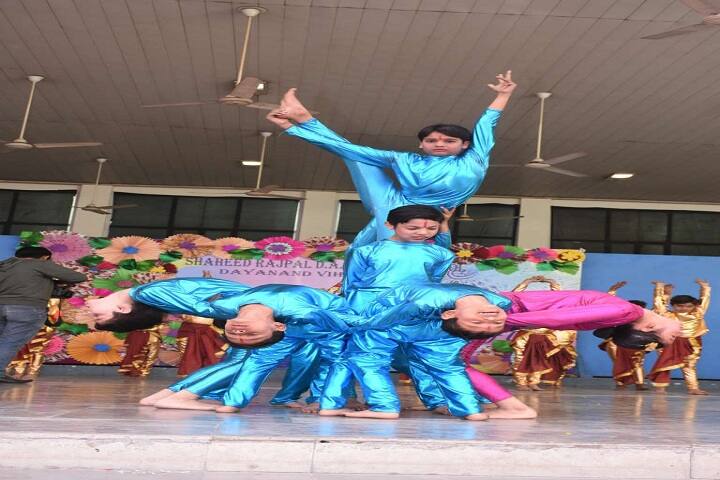 Shaheed Rajpal D A V Public School-Farewell