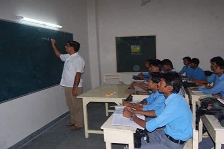 D C M Boys Senior Secondary School-Classroom