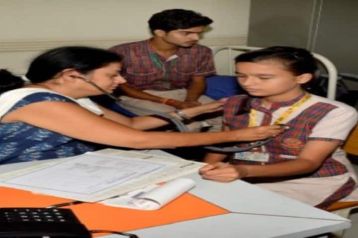 M L Khanna DAV Public School-Medical Facility