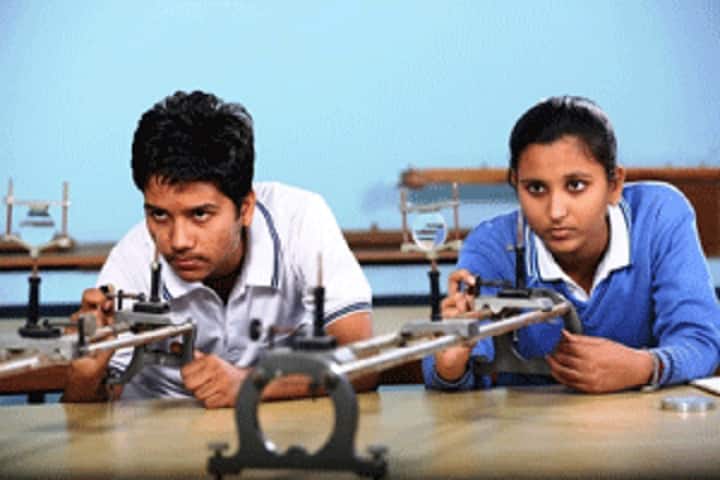 Decent Public School-Physics-Lab