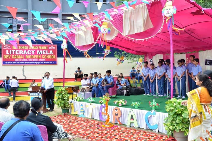 Dev Samaj Modern School-Literacy Mela