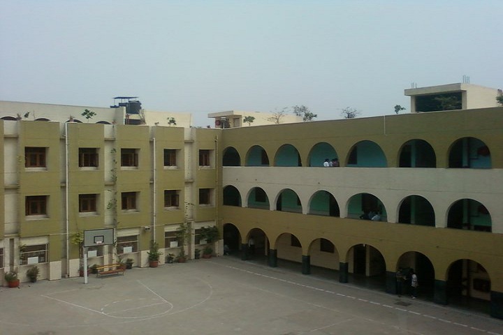 G L T Saraswati Bal Mandir-building