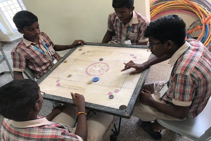 Navaneeta Public School-Indoor Games