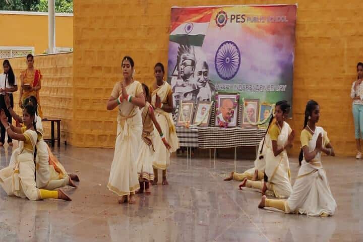 P E S Public School-Dance