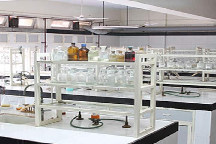 Paramahansa Yogananda Vidyalaya-Chemistry Lab