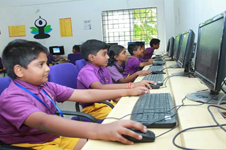 Prabodhananda Prashanti Niketan-Computer Lab