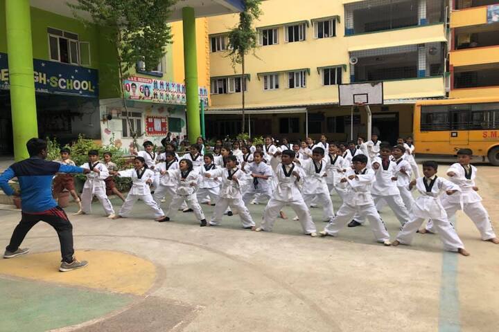 S M P Model High School-Karate