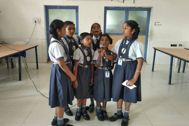 Saranya Concept School-Singing