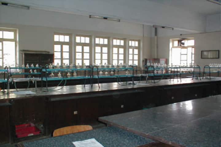 St Vincents High School-Chemistry Lab