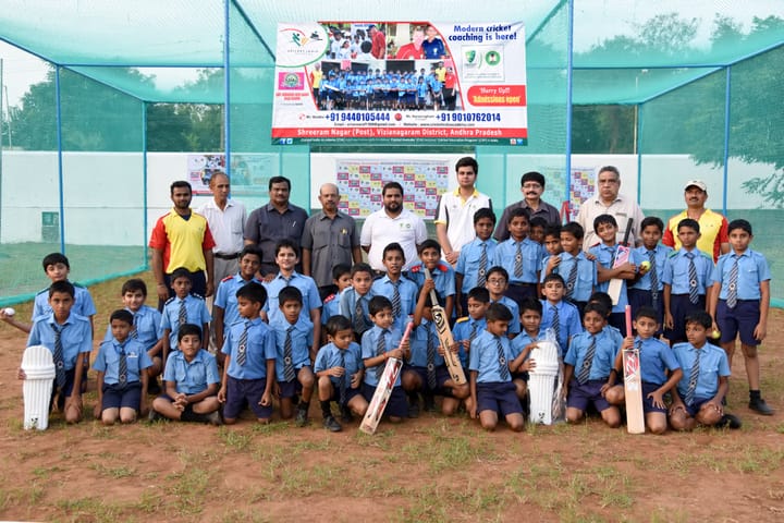 Smt Godavari Devi Saraf High School-Cricket Team