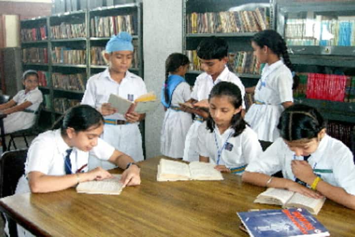 Guru Harkrishan Public School- Library