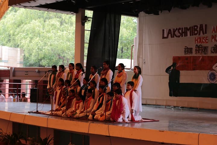 Gyan Bharati School-Singing